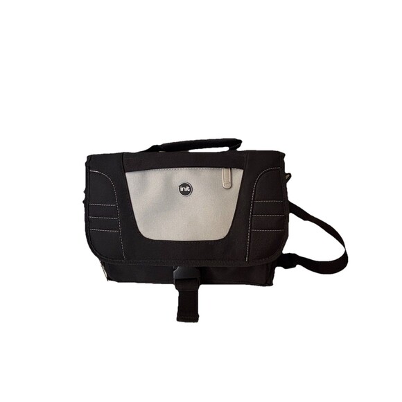 New Init Portable DVD Player Car Case And Up To 10" With Handle & Shoulder Strap - Picture 9 of 10